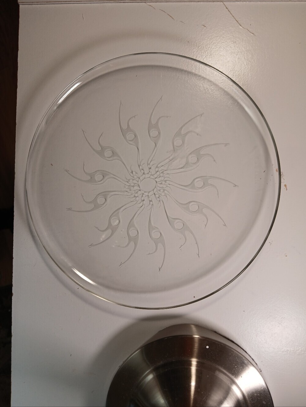 Vintage Style Etched Glass Round Serving Platter